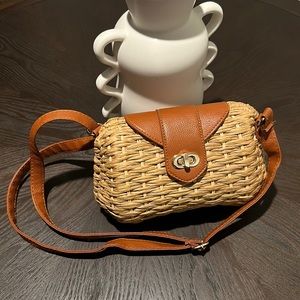 Straw bag